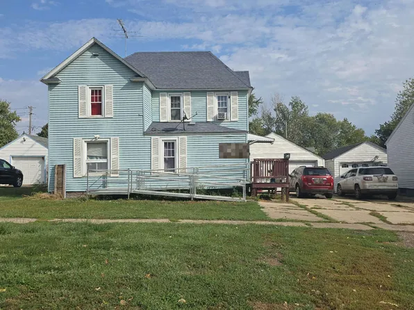 221 Hudson St, Storm Lake, IA 50588