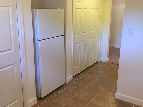 4th image of 26241 Johnson Dr