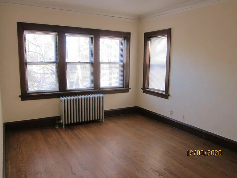 3807 N Oakland Ave #8 — Photo 3