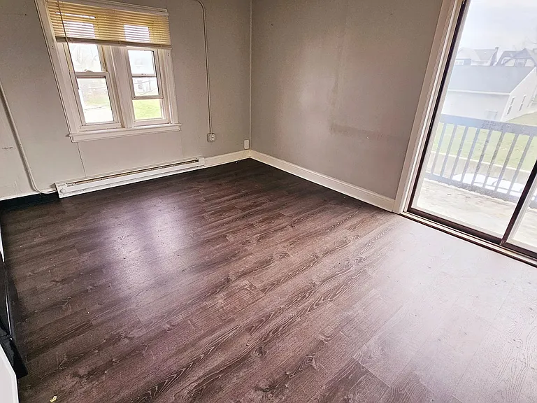 38 Baldwin Ave — Photo 3