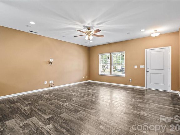 4th image of 360 Bellingrath Blvd