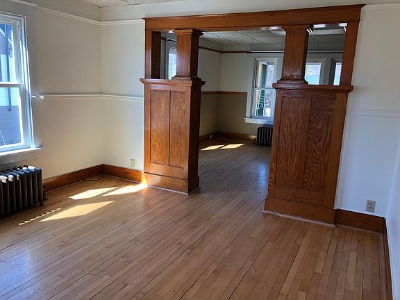 3rd image of 2090 Van Evera Ave