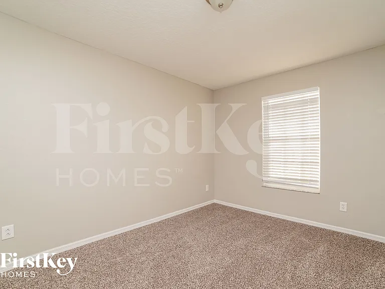 2630 Sunningdale Dr — Photo 12