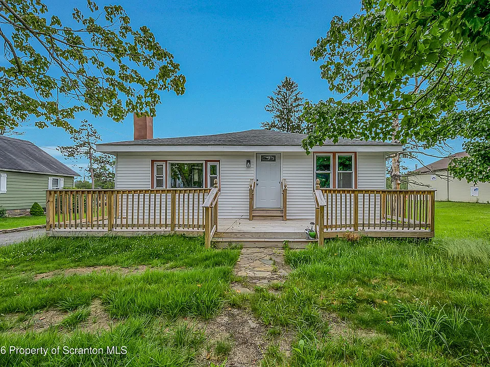 664 Laurel Dr #FRONT