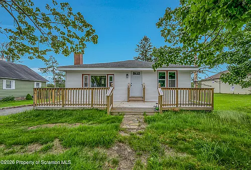 664 Laurel Dr #FRONT Photo 1