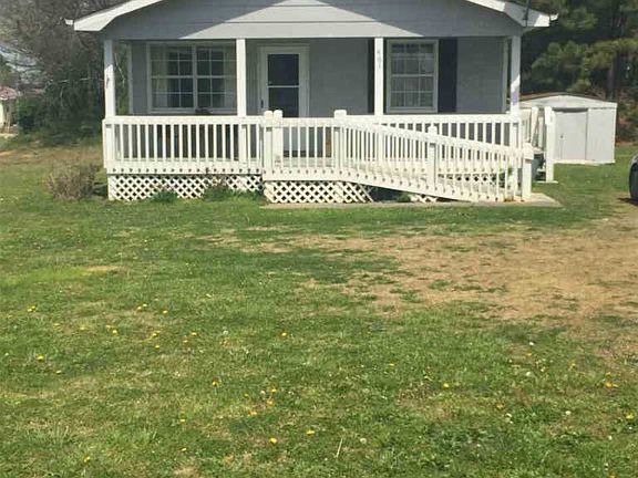 2nd image of 461 Hannah Dr SE