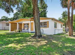 529 E Gottsche Ave, Eustis, FL 32726