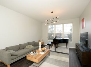 216 Four Seasons Dr #2, Wayne, NJ 07470