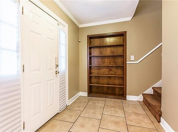 4th image of 2521 Eton St