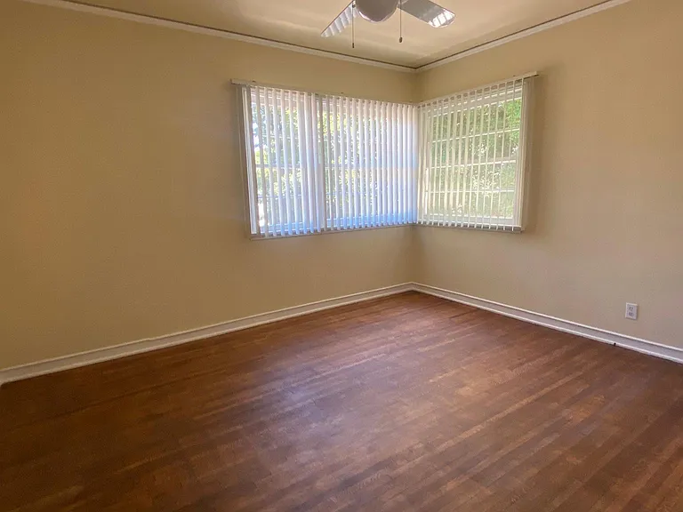 1853 S Beverly Glen Blvd — Photo 6