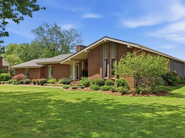 1312 Doran Rd, Murray, KY 42071