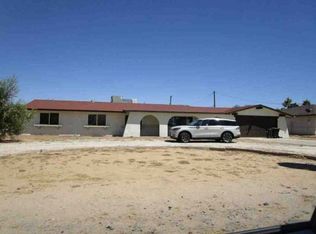 13245 Skiomah Rd, Apple Valley, CA 92308