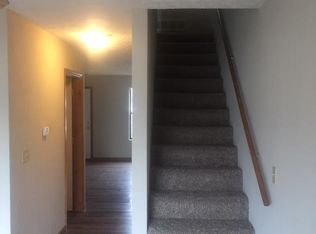 440 Meadow Dr APT 5, Troy, IL 62294