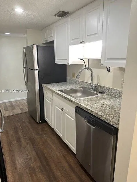 Palm Aire Gardens Condo — Photo 4