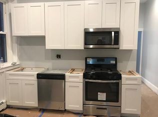 40 Grove St APT 2, Boston, MA 02114