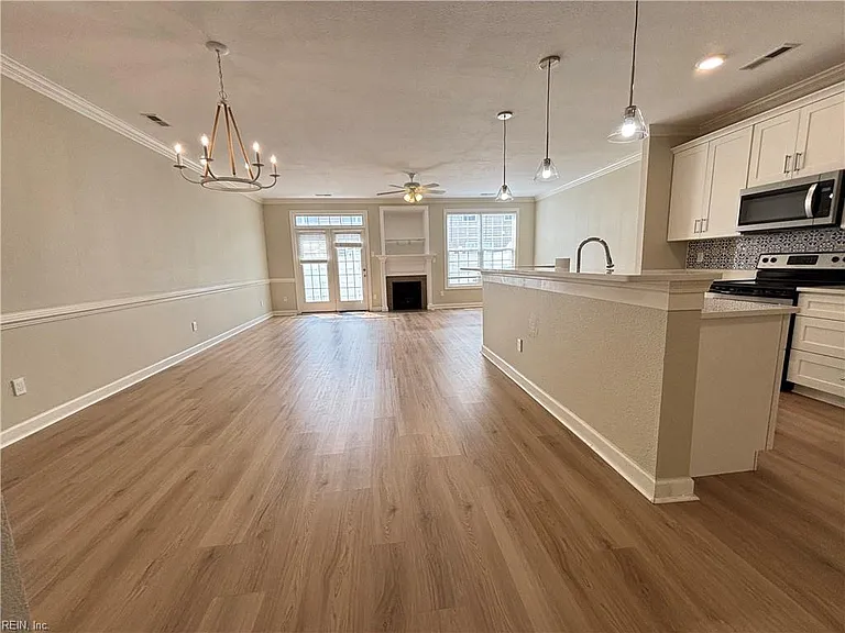 1309 Myrica Pl — Photo 4