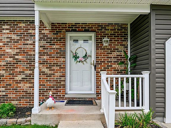 2nd image of 2894 Dungate Ct
