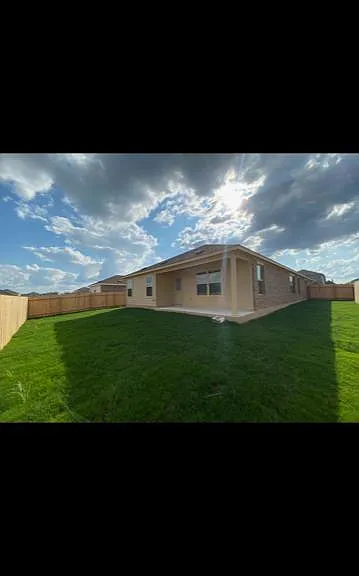 21409 Wilmiller Ln — Photo 4