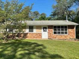 202 Mohawk Trl, Browns Mills, NJ 08015