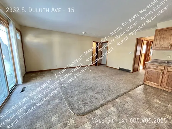 2332 S Duluth Ave, Sioux Falls, SD