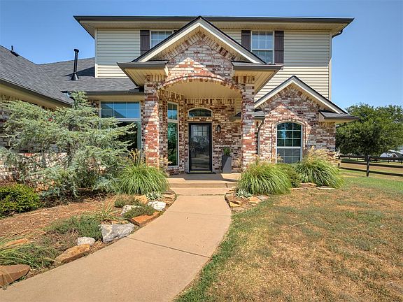 2nd image of 5901 E McMillin Dr