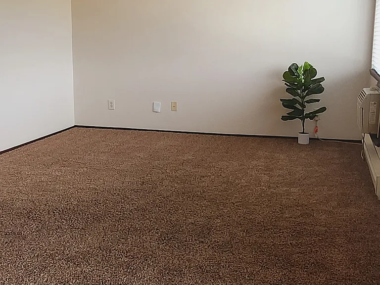 Alderwood Apartments — Photo 8