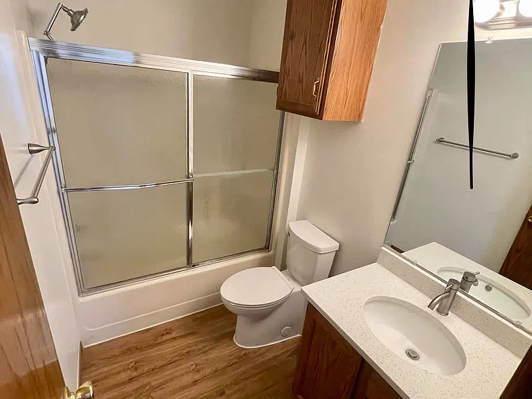 2710 S Yellowstone St — Photo 5