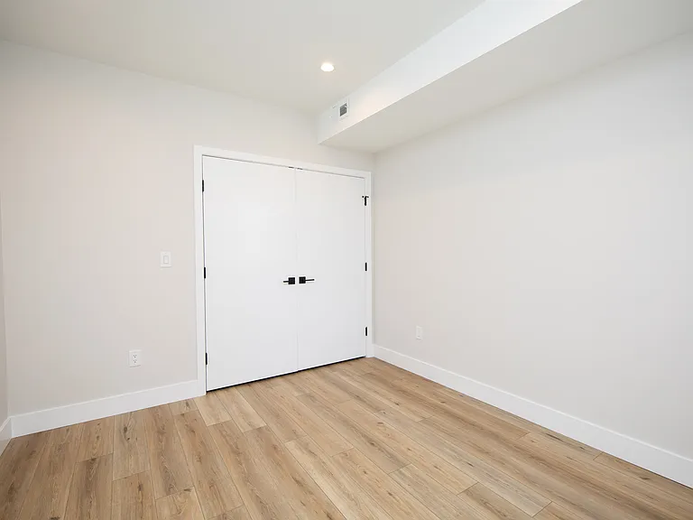 935 W Dauphin St #B — Photo 17