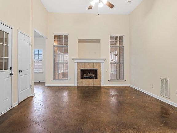 5th image of 837 Boulevard Saint Germaine St