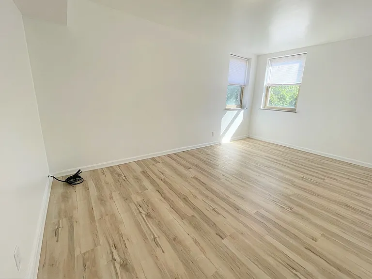 5710 Phillips Ave #A16 — Photo 56