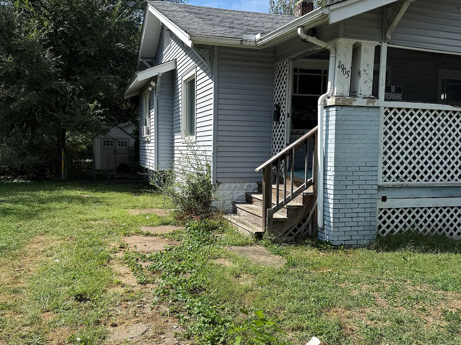 2 bed, 827 sqft, $825 — Photo 2