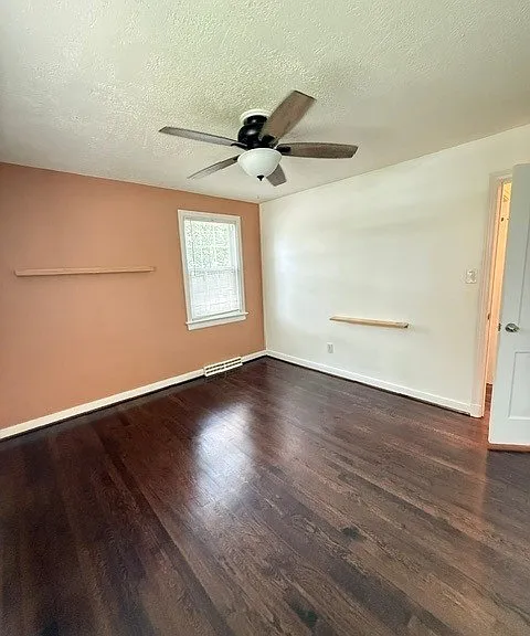 1300 Maywood Rd — Photo 15
