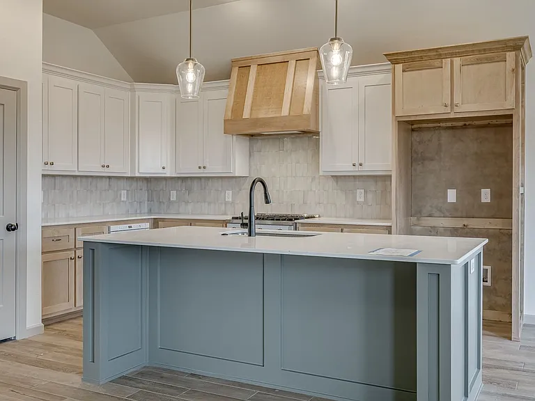 1103 Wisteria Way — Photo 40
