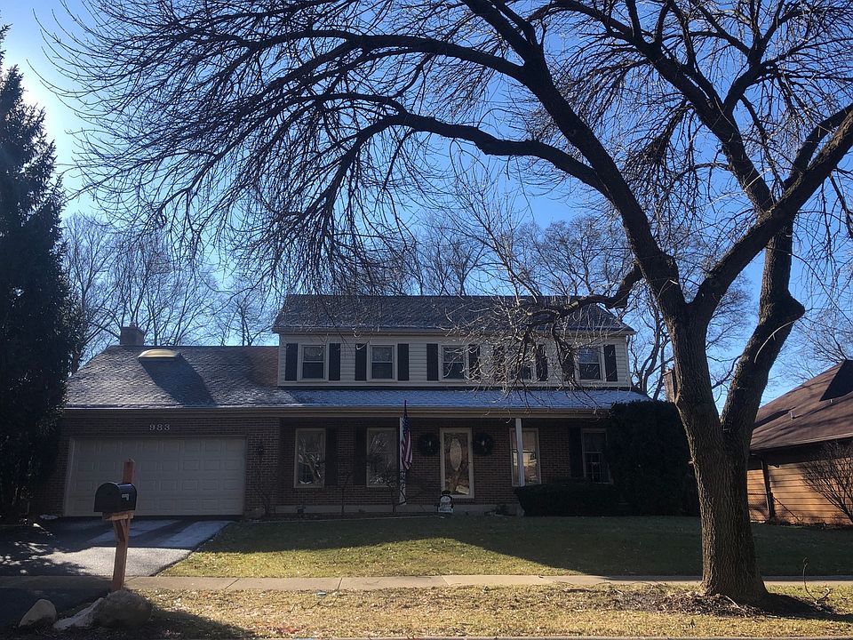 2nd image of 983 Huntleigh Dr
