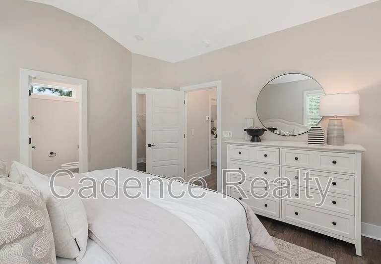 1733 Perimeter Loop — Photo 34