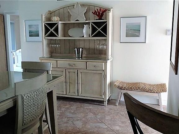 5th image of 4551 Bay Beach Ln APT 153