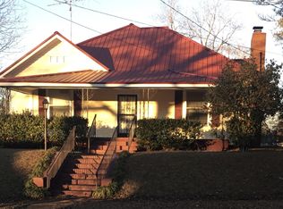 316 4th St, Manchester, GA 31816