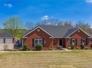 1008 Stockburger Ave, West Fork, AR 72774