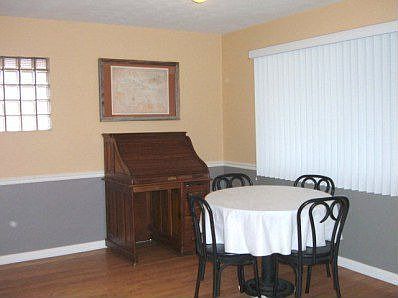5th image of 2059 Fernwood Dr