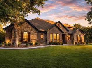 7259 Oak Creeks Ct, Fort Worth, TX 76135