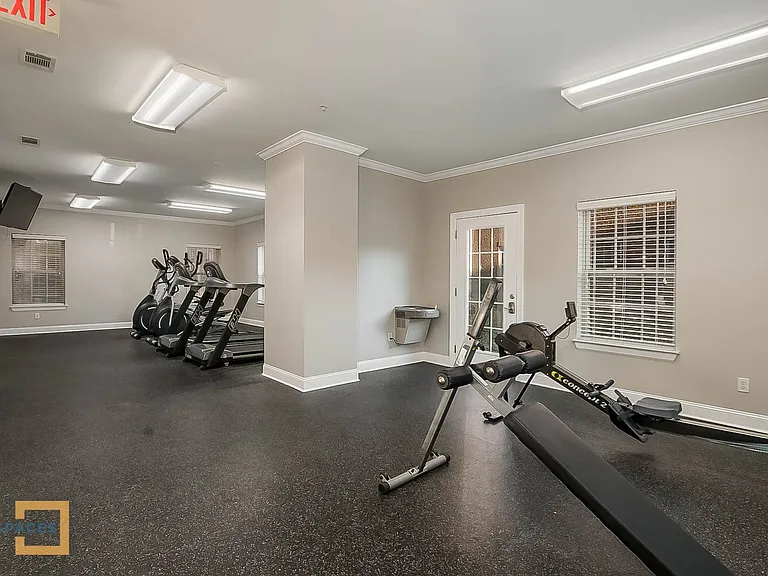 3218 Veterans Memorial Pkwy #3X3 — Photo 29