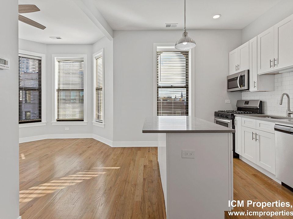 1st image of 358 W Dickens Ave #4C