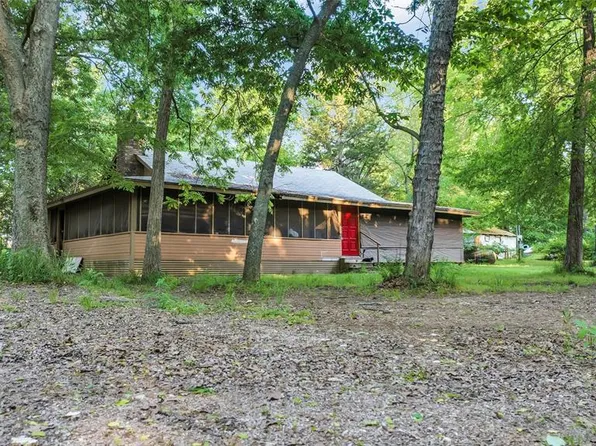 220 E Butcher Pen Cir, Kenefic, OK 74748