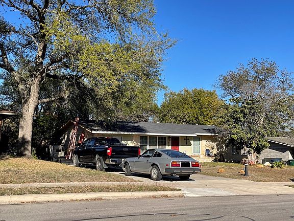 3rd image of 4539 Cambray Dr