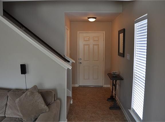 3rd image of 6815 Brushmeade Ln