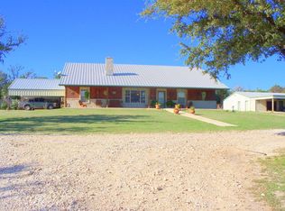 390 E Lower Turtle Creek Rd, Kerrville, TX 78028