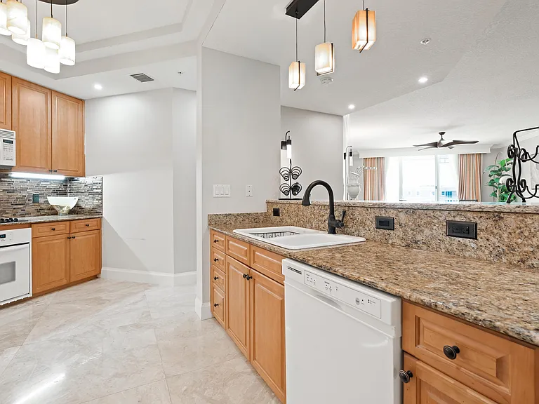 230 Ocean Grande Blvd #802 — Photo 13