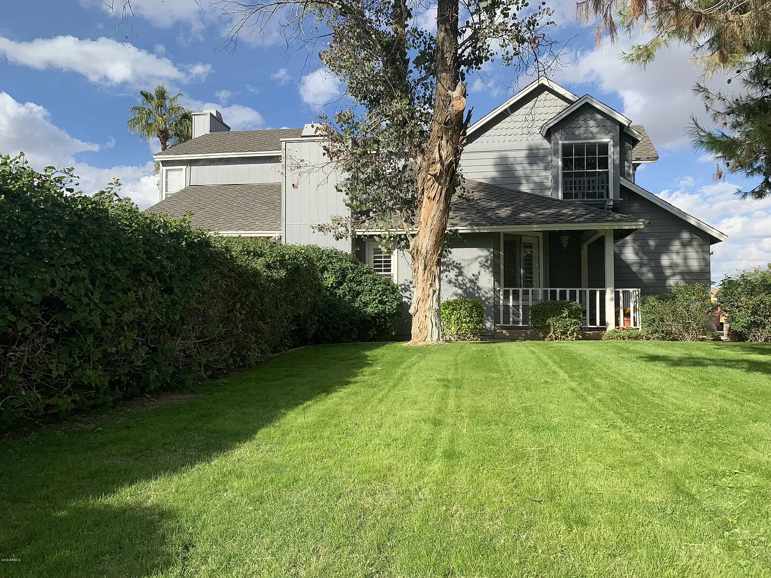 3 bed, 2.5 bath, 1704 sqft, $3,850 — Photo 3