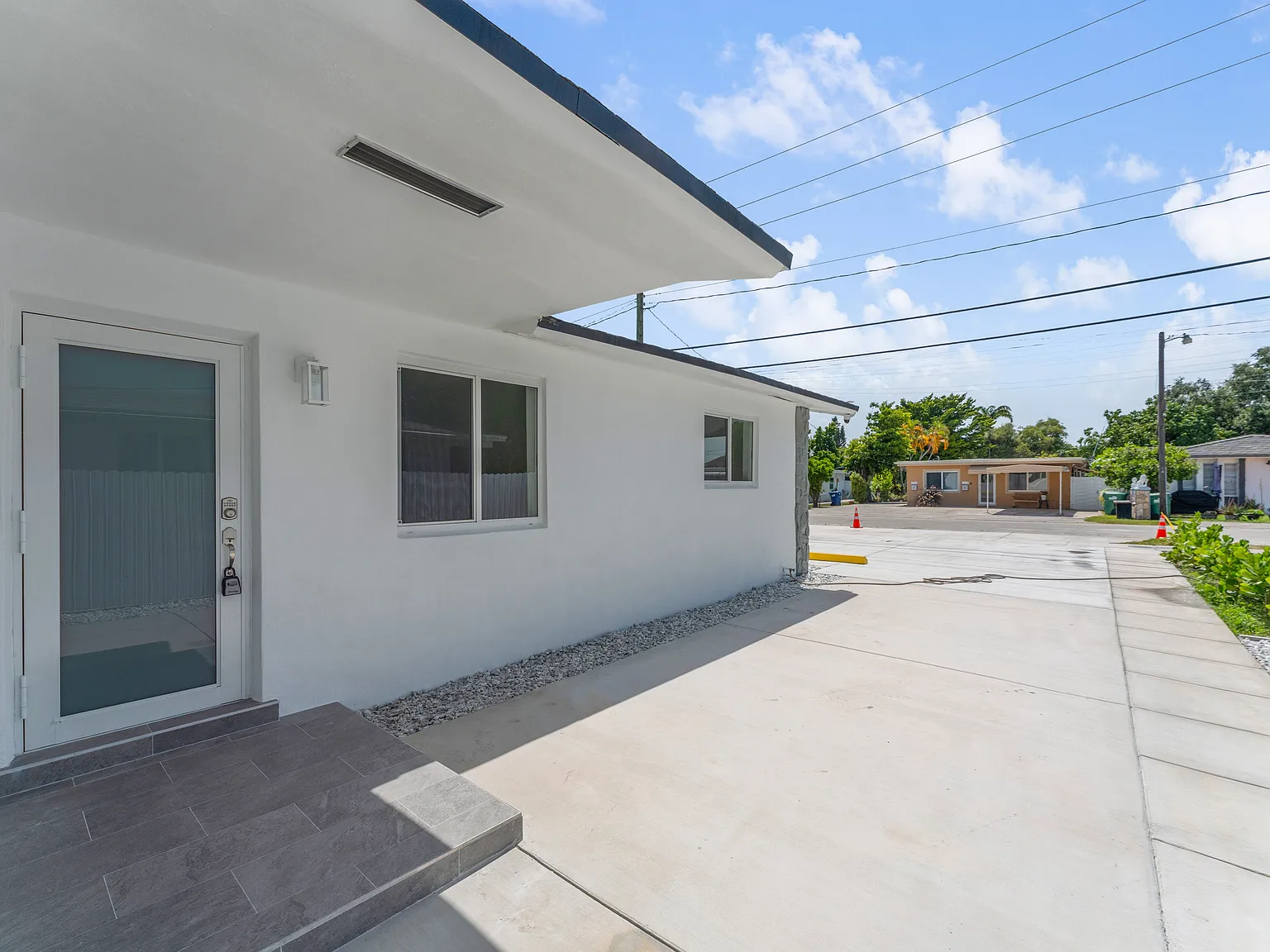 2 bed, 1300 sqft, $2,950 — Photo 4