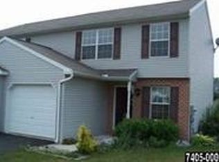 1846 Wyatt Cir, Dover, PA